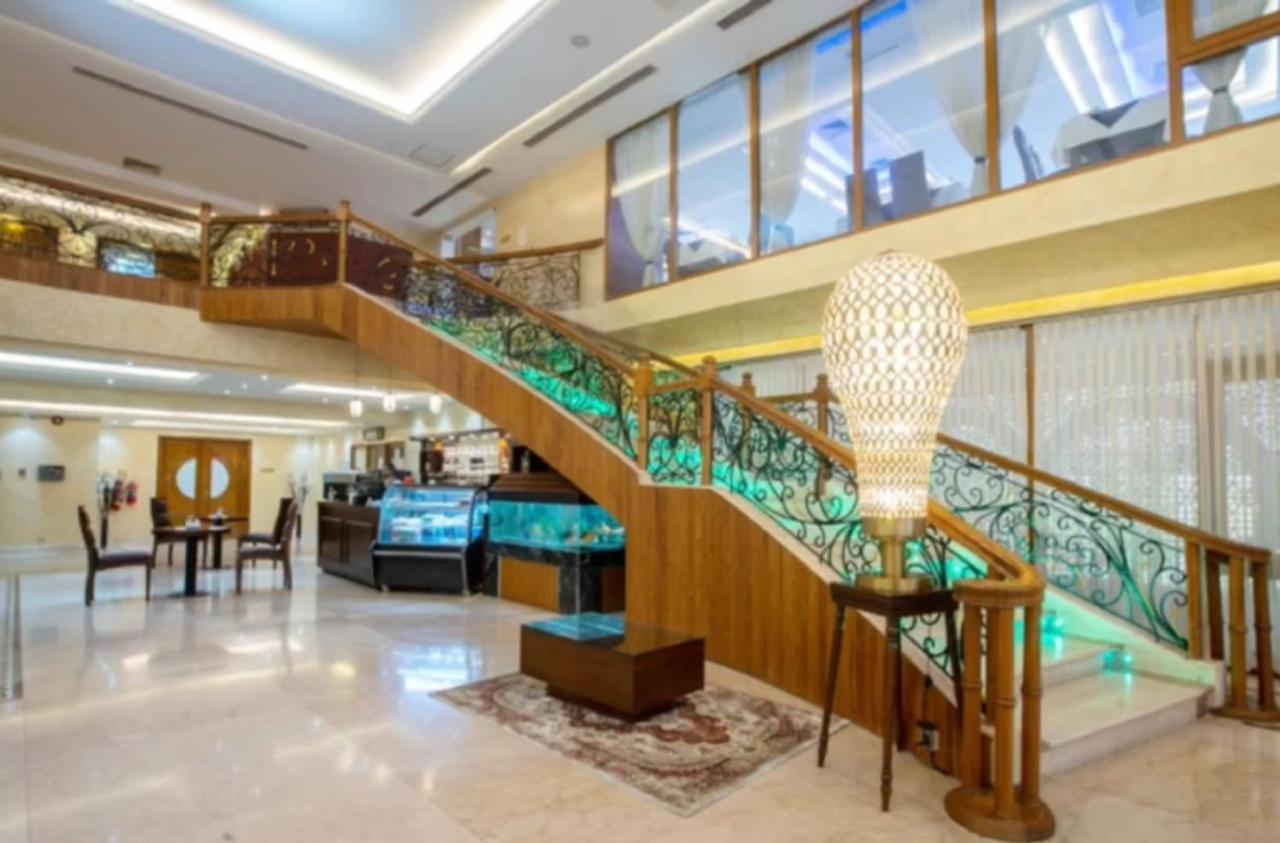 The Royal Paradise Dhaka Buitenkant foto