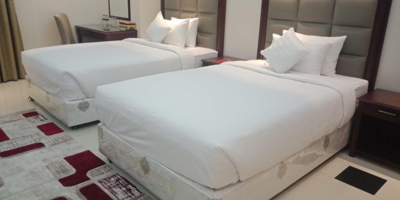 The Royal Paradise Dhaka Buitenkant foto